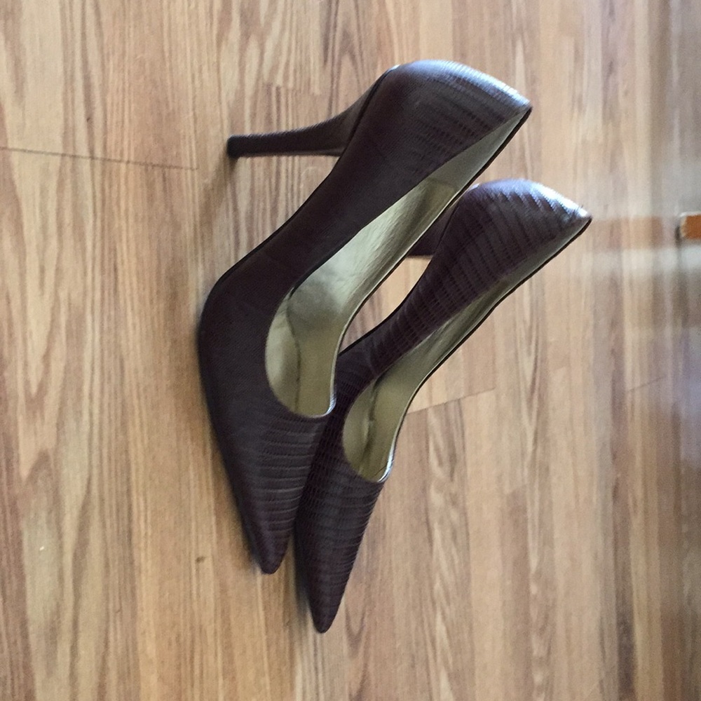 Nine West Brown pumps